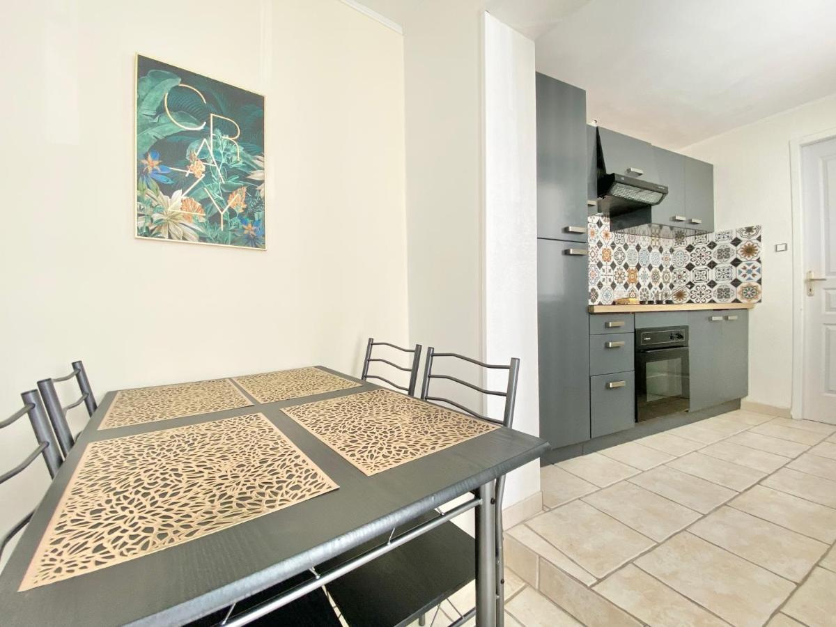 Le St Marc - Theatre De Cornouaille - Wifi - Parking Prive - Entree Autonome Apartment Quimper Luaran gambar